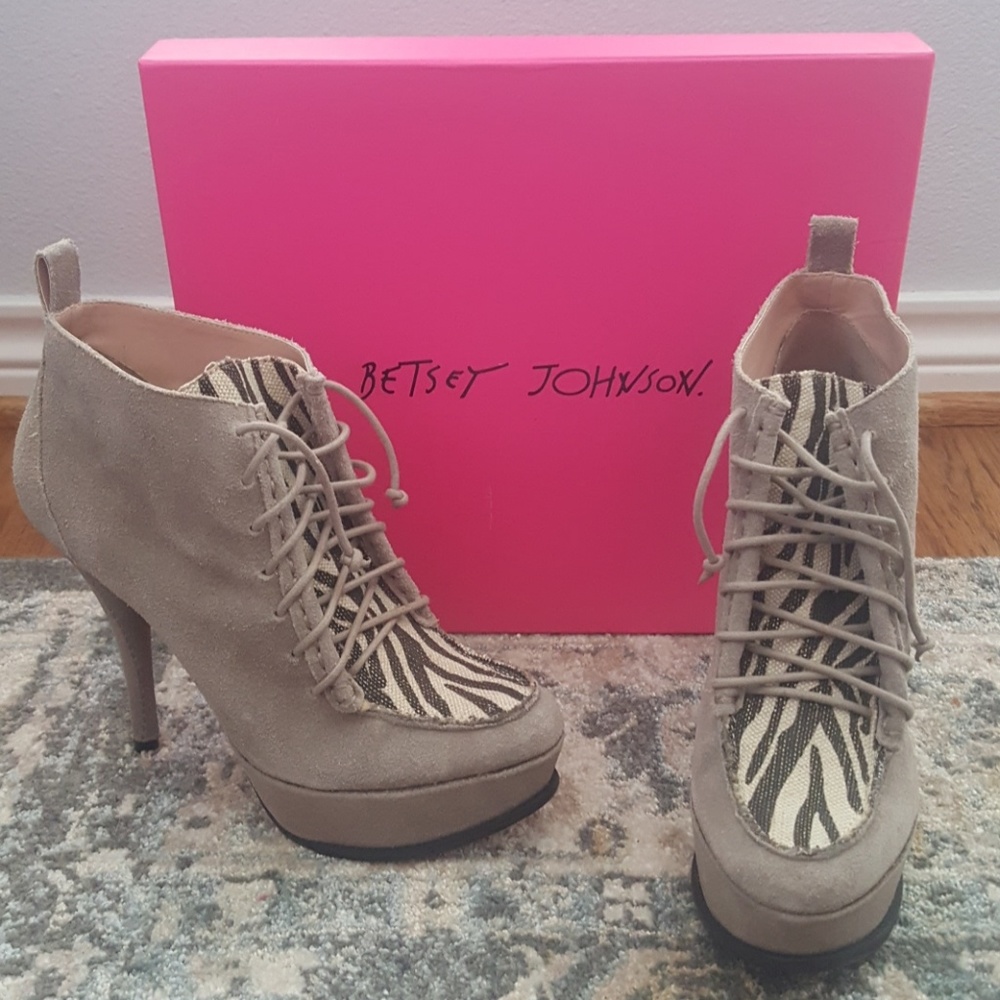 Betsey Johnson women's boots